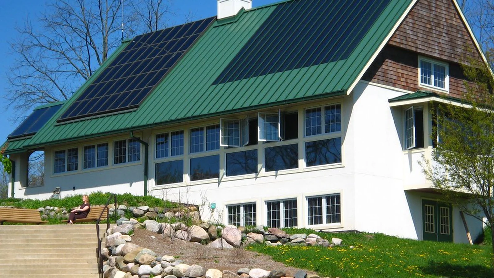 Brazil distributed solar market set for lower annual additions in 2025