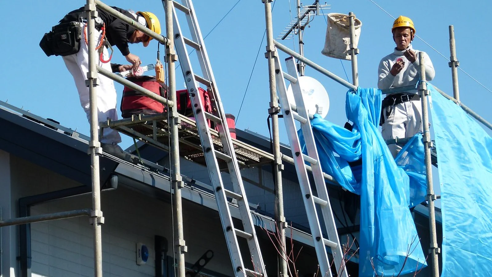 Charging and Discharging Characteristics