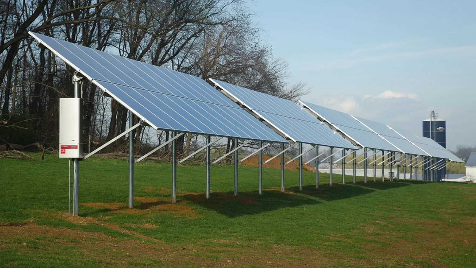 Empowering Energy: A Guide to Community Battery Governance Models