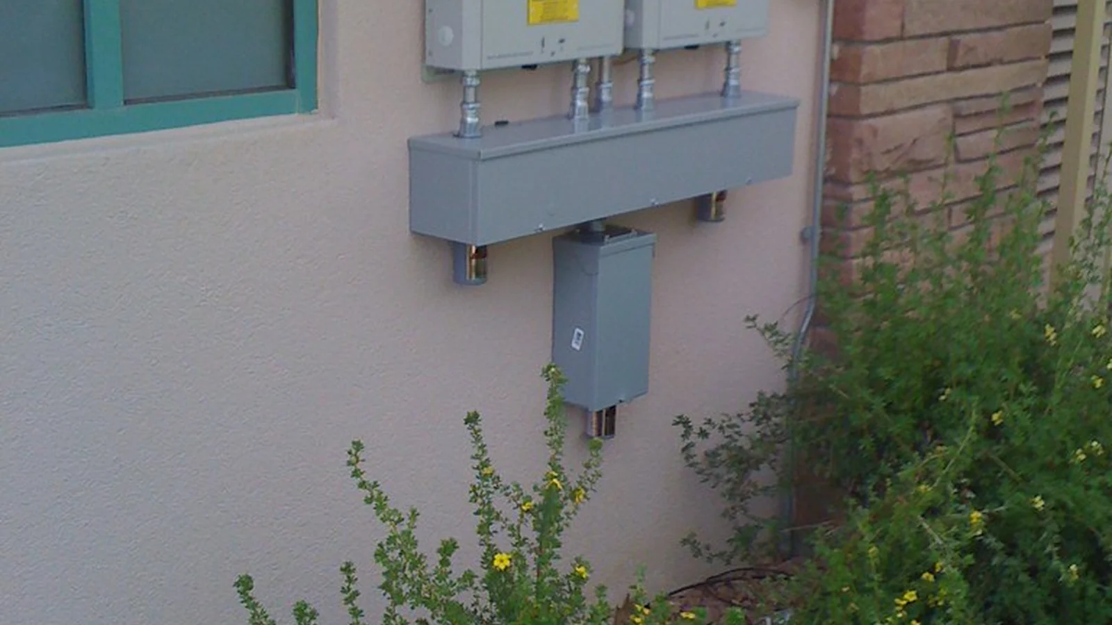 GoodWe Unveils High-Performance Hybrid Inverters for Commercial and Industrial Solar Solutions