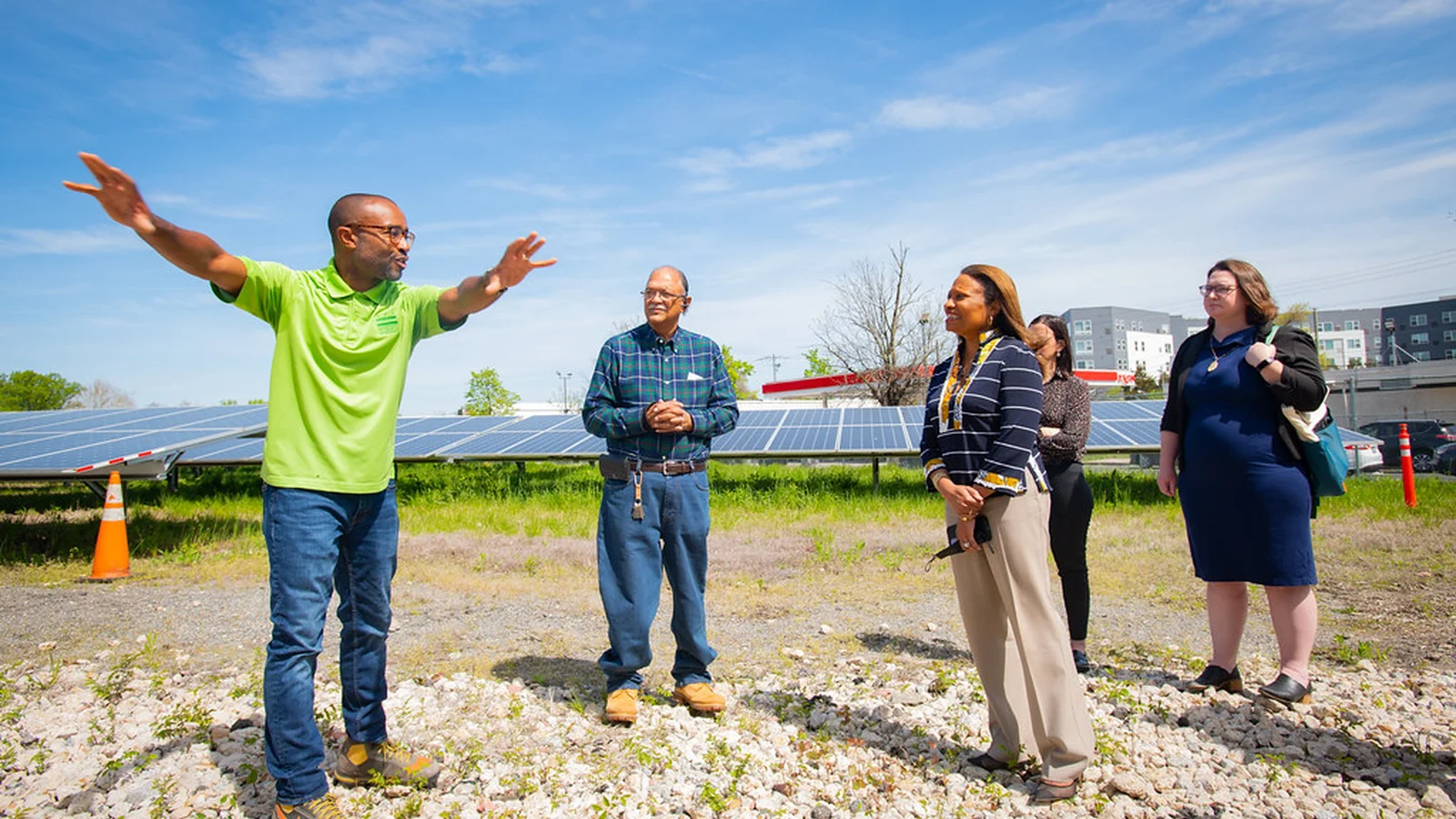 Solar-Powered Irrigation Systems: Harvesting Sunshine for Sustainable Watering